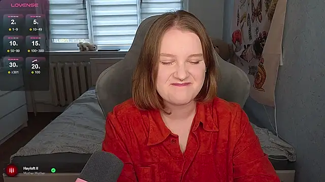 Snapshot of OliviaBlade chatting on September 26, 2025, 5:11 am OliviaBlade online show from September 26, 2025, 5:11 am