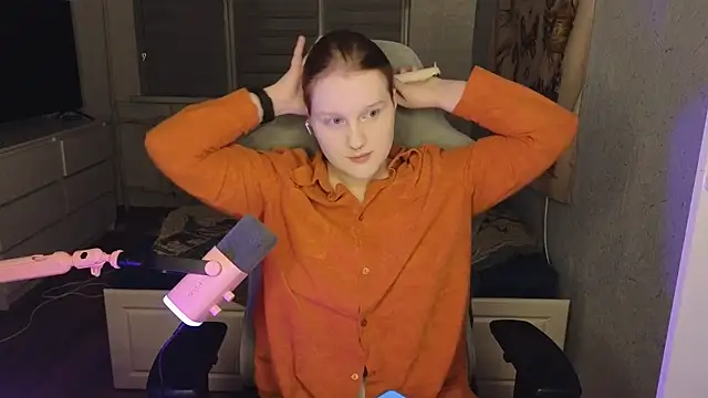 Snapshot of OliviaBlade chatting on October 26, 2025, 3:40 pm OliviaBlade online show from October 26, 2025, 3:40 pm