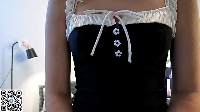 Snapshot of sunsh11ne chatting on September 21, 2025, 9:22 am sunsh11ne online show from September 21, 2025, 9:22 am