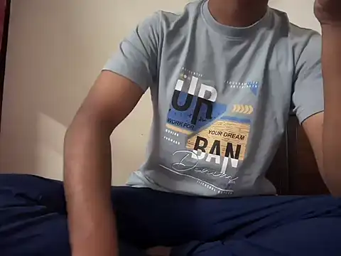 Snapshot of bossyjuicy chatting on December 18, 2025, 6:36 pm bossyjuicy online show from December 18, 2025, 6:36 pm