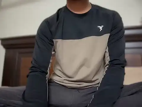 Snapshot of bossyjuicy chatting on February 10, 2026, 7:29 pm bossyjuicy online show from February 10, 2026, 7:29 pm