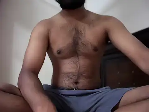 Snapshot of bossyjuicy chatting on February 15, 2026, 8:38 pm bossyjuicy online show from February 15, 2026, 8:38 pm