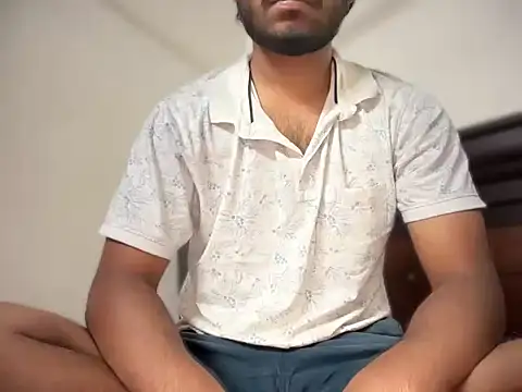 Snapshot of bossyjuicy chatting on March 11, 2026, 7:31 pm bossyjuicy online show from March 11, 2026, 7:31 pm