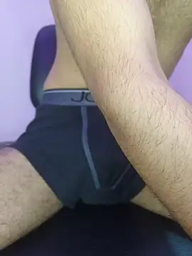 ash706339 online show from May 12, 2026, 7:22 pm