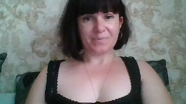 SecretSienna  online show from September 29, 2025, 11:26 am