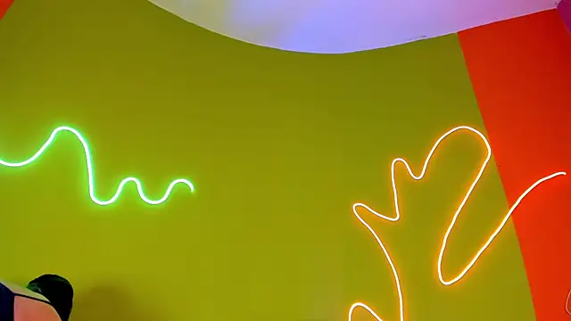 Snapshot of Bagiolett chatting on October 8, 2025, 2:58 pm Bagiolett online show from October 8, 2025, 2:58 pm