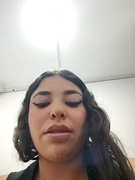 Snapshot of Bagiolett chatting on October 18, 2025, 9:15 pm Bagiolett online show from October 18, 2025, 9:15 pm