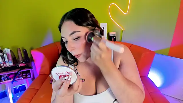 Snapshot of Bagiolett chatting on October 24, 2025, 8:16 pm Bagiolett online show from October 24, 2025, 8:16 pm