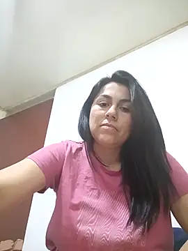 vanessa-titisM online show from October 26, 2025, 4:51 am