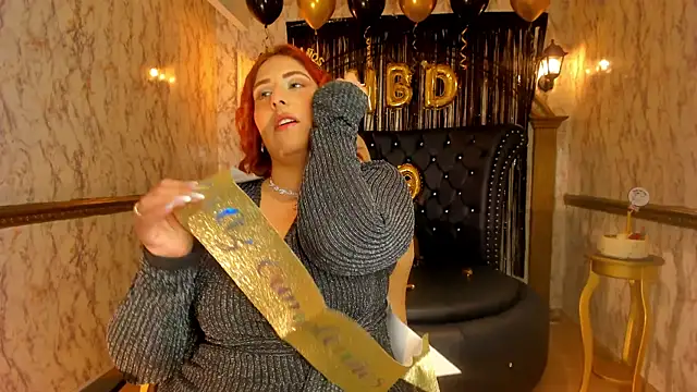 Snapshot of Helenstanford chatting on November 11, 2025, 1:44 pm Helenstanford online show from November 11, 2025, 1:44 pm