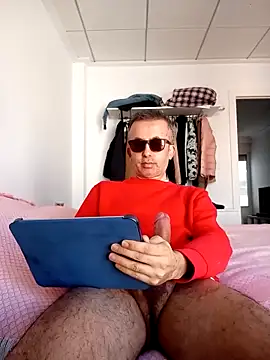 EmilioTaladdro online show from March 17, 2026, 8:28 am