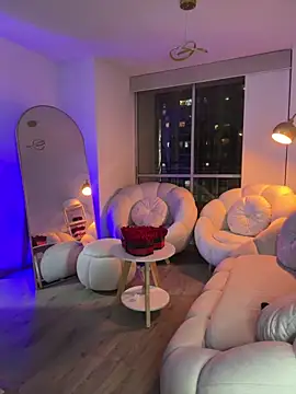 GabyMejiaa online show from April 5, 2026, 2:53 am