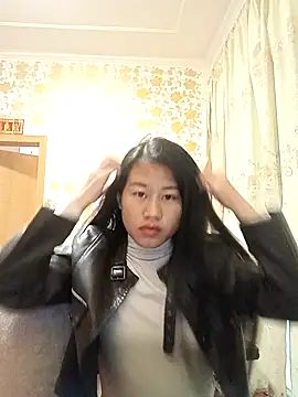 Snapshot of luy-xinh02 chatting on November 3, 2025, 12:13 am luy-xinh02 online show from November 3, 2025, 12:13 am