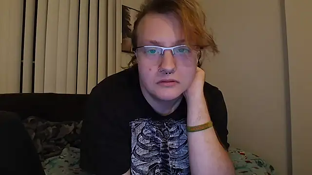 Snapshot of tbutchrat chatting on September 25, 2025, 7:23 am tbutchrat online show from September 25, 2025, 7:23 am