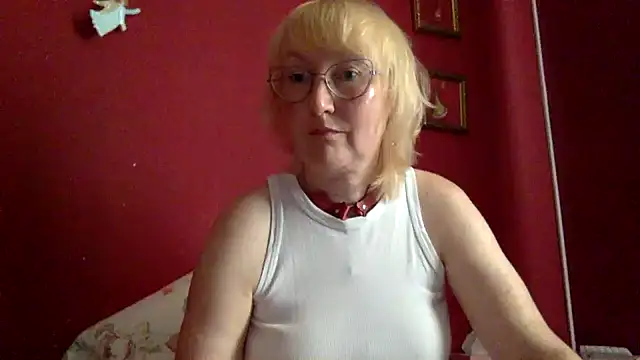 Zeyona online show from July 25, 2026, 8:45 am