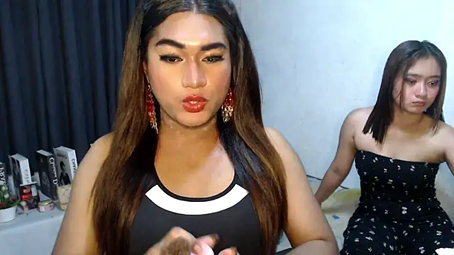 Elysia Fox online show from March 6, 2026, 6:32 am