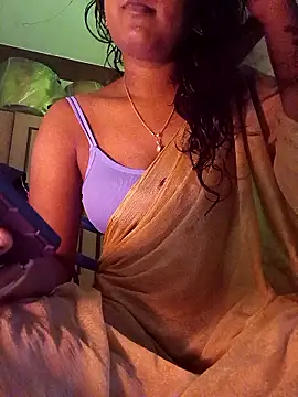 Snapshot of Tamil_Kavitha chatting on April 25, 2026, 5:10 am Tamil Kavitha online show from April 25, 2026, 5:10 am