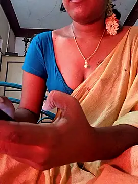Snapshot of Tamil_Kavitha chatting on May 4, 2026, 12:12 pm Tamil Kavitha online show from May 4, 2026, 12:12 pm