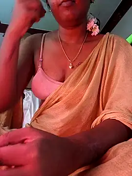 Snapshot of Tamil_Kavitha chatting on May 10, 2026, 4:17 am Tamil Kavitha online show from May 10, 2026, 4:17 am