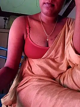 Snapshot of Tamil_Kavitha chatting on May 15, 2026, 9:16 am Tamil Kavitha online show from May 15, 2026, 9:16 am