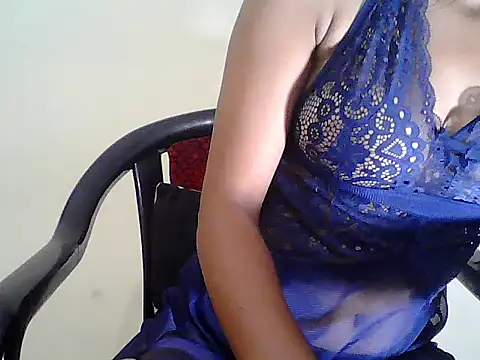 Janvi singh02 online show from September 17, 2025, 3:57 pm