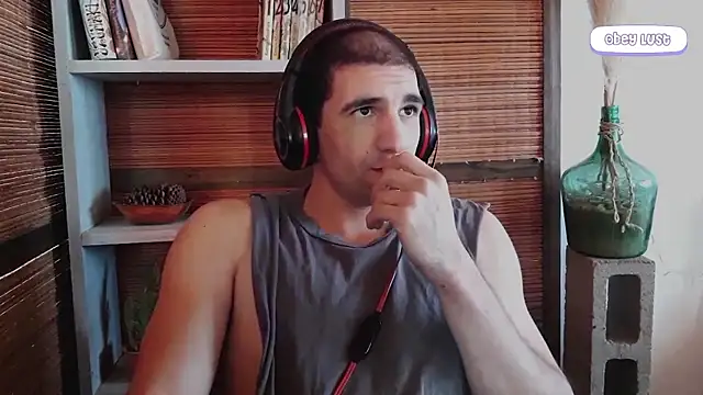 Snapshot of ObeyLust chatting on September 16, 2025, 3:46 pm ObeyLust online show from September 16, 2025, 3:46 pm