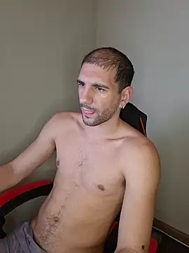 Snapshot of ObeyLust chatting on February 14, 2026, 8:38 pm ObeyLust online show from February 14, 2026, 8:38 pm