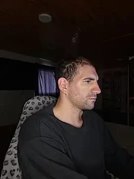 Snapshot of ObeyLust chatting on April 6, 2026, 12:06 pm ObeyLust online show from April 6, 2026, 12:06 pm