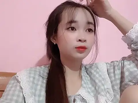 Suna7383 online show from October 5, 2025, 4:16 pm