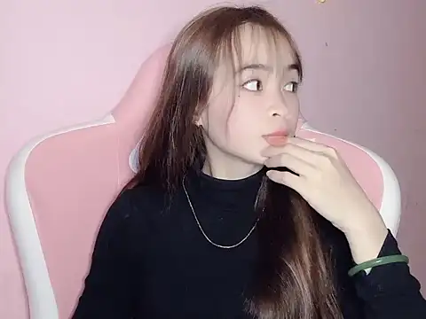 Suna7383 online show from December 19, 2025, 5:20 pm