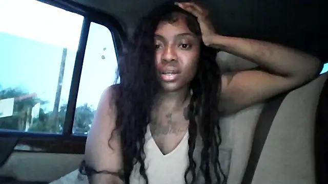 Snapshot of Cocochanel4567 chatting on May 20, 2026, 3:02 am Cocochanel4567 online show from May 20, 2026, 3:02 am