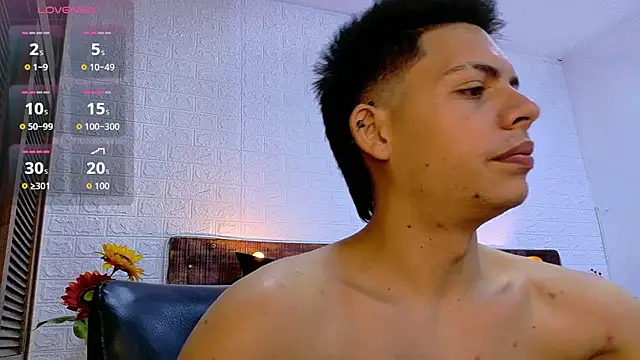 JhosuaVega online show from November 26, 2025, 4:02 am