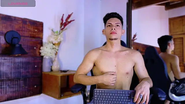 JhosuaVega online show from April 19, 2026, 12:00 am