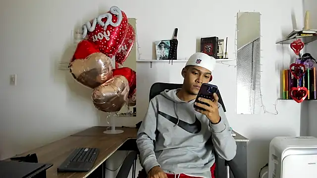 xxKamadevaxx online show from February 13, 2026, 12:45 pm