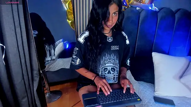 Keila Fg online show from September 29, 2025, 7:40 pm