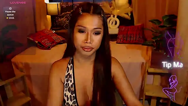 XGoddessOfSatisfactionxX online show from July 5, 2026, 11:12 pm