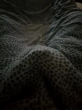 Snapshot of matzezsk chatting on September 11, 2025, 7:58 pm matzezsk online show from September 11, 2025, 7:58 pm