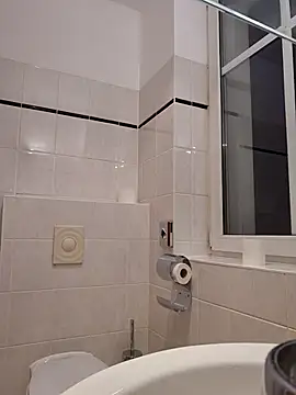 Snapshot of matzezsk chatting on October 6, 2025, 5:10 pm matzezsk online show from October 6, 2025, 5:10 pm