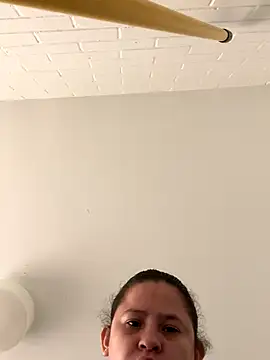 Snapshot of xelita4 chatting on September 24, 2025, 12:19 pm xelita4 online show from September 24, 2025, 12:19 pm