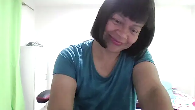 Snapshot of adri89-g chatting on July 12, 2026, 3:58 pm adri89-g online show from July 12, 2026, 3:58 pm