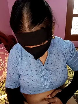 KannadaTamilTeluguBeauty online show from November 7, 2025, 10:59 am