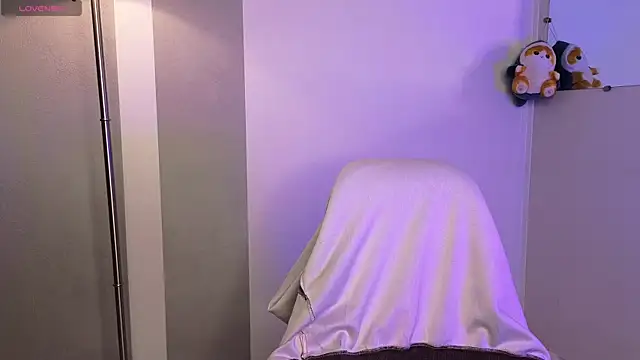 Molllysdays online show from September 29, 2025, 10:03 pm