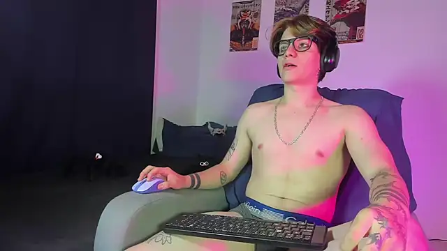 Snapshot of Jerry_Cole chatting on October 11, 2025, 2:11 am Jerry Cole online show from October 11, 2025, 2:11 am