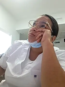 Aliciabloom online show from January 16, 2026, 10:58 pm