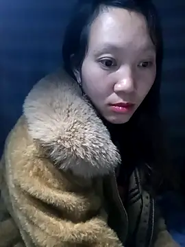 bonnie-00 online show from November 17, 2025, 3:51 pm