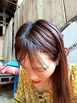 bonnie-00 online show from March 2, 2026, 7:09 am