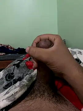 Snapshot of ali__ali210 chatting on October 8, 2025, 4:26 pm ali ali210 online show from October 8, 2025, 4:26 pm