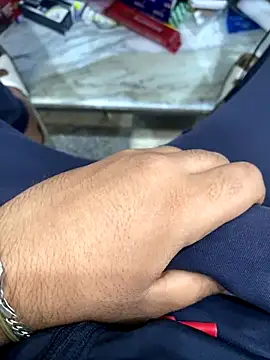 Snapshot of ali__ali210 chatting on November 10, 2025, 1:54 pm ali ali210 online show from November 10, 2025, 1:54 pm