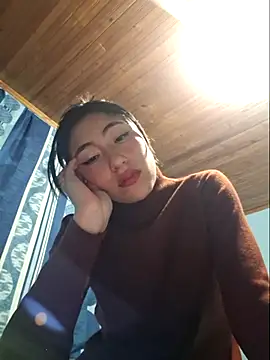 Sullyoonn online show from March 20, 2026, 3:33 am