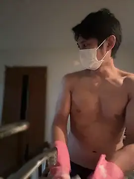 NICE-SEXY online show from April 30, 2026, 12:11 pm